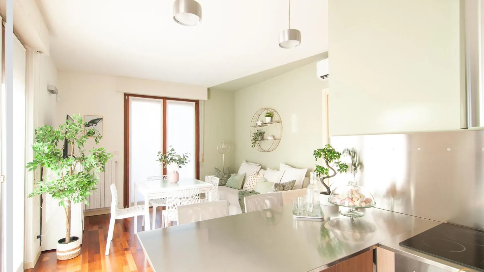 Apartament Domus Liuto Salò
